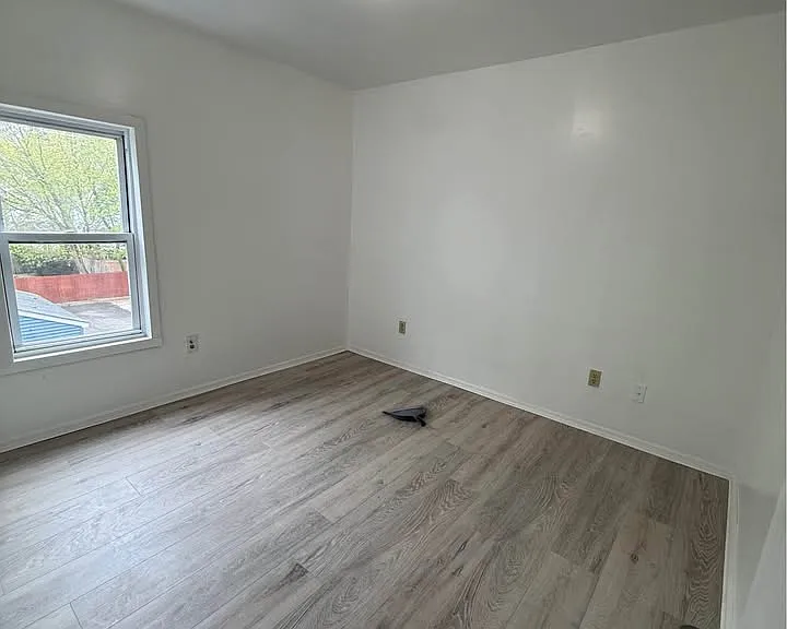 222 Howard Ave #2 — Photo 12