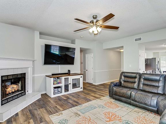 5th image of 7349 Chimney Pines Dr