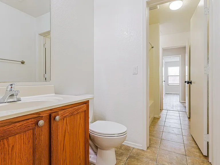 33897 N Wash View Rd — Photo 17