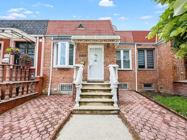 64-30 73rd Pl #1, Middle Village, NY 11379