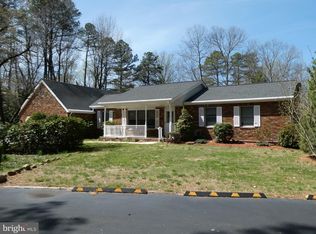 31 Braddock Ave, Hammonton, NJ 08037