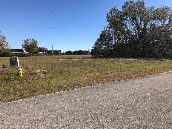 3rd image of 417 Mirador Dr