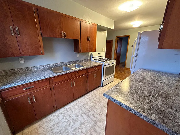 138 Coleman Ave #1 — Photo 9