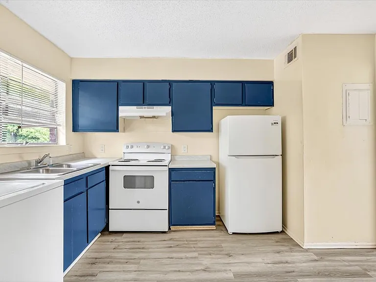 5340 Laroche Ave #4 — Photo 21