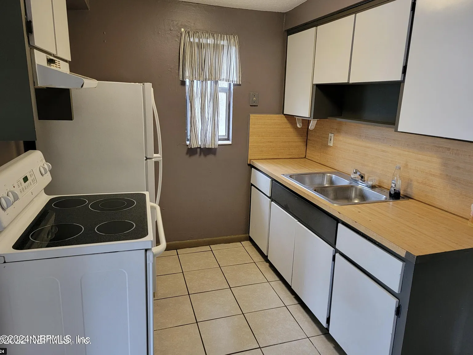 2 bed, 1.0 bath, 800 sqft, $1,025 — Photo 4