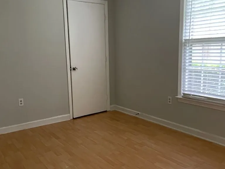 7705 Surreywood Pl — Photo 11