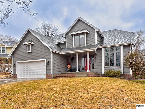 2nd image of 1109 Magnolia Cir