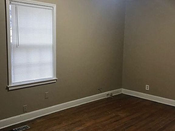 4th image of 3608 Guernsey Ave