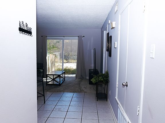 5th image of 117 Catherine St