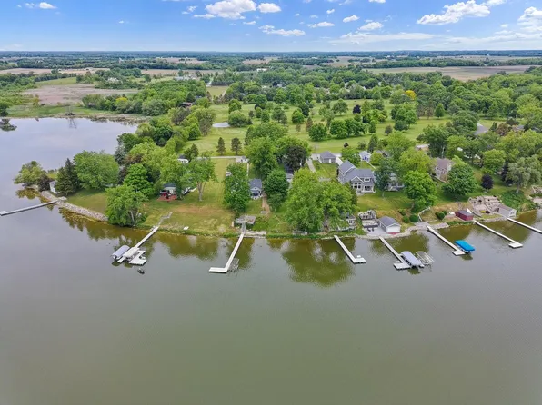 24315 Fairway DRIVE, Kansasville, WI 53139