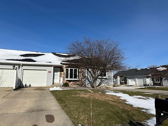 2nd image of 4866 Valley Dr