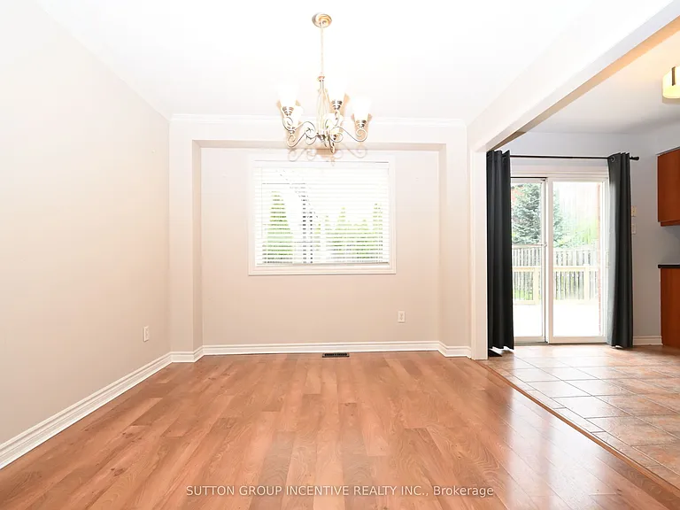 14 Brown Wood Dr — Photo 7