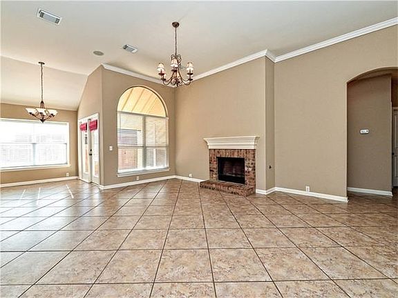4th image of 1407 Gator Creek Dr