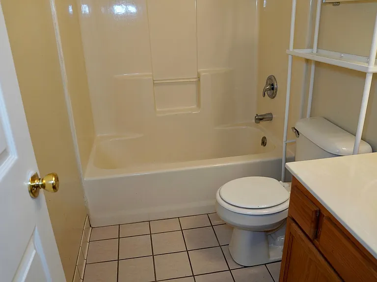 2nd bathroom