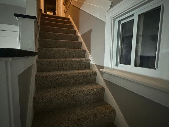 2nd image of 718 Randolph St