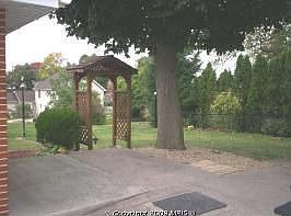 2nd image of 317 S Ridge Ave