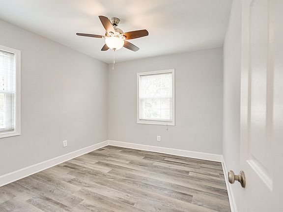 5th image of 1931 N Cameron St APT 3