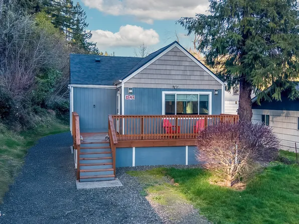 196 NW 11th St, Toledo, OR 97391