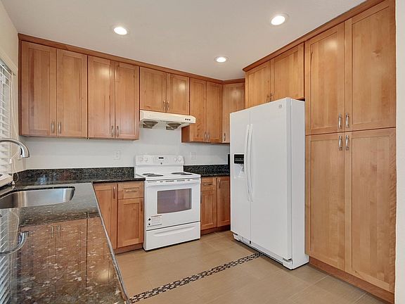5th image of 1187 Jack London Drive