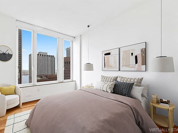 5th image of 15 William St APT 39E