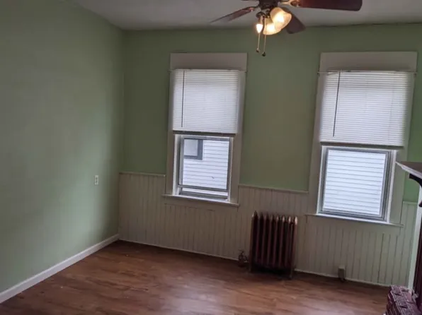 (undisclosed Address), Pittston, PA 18643