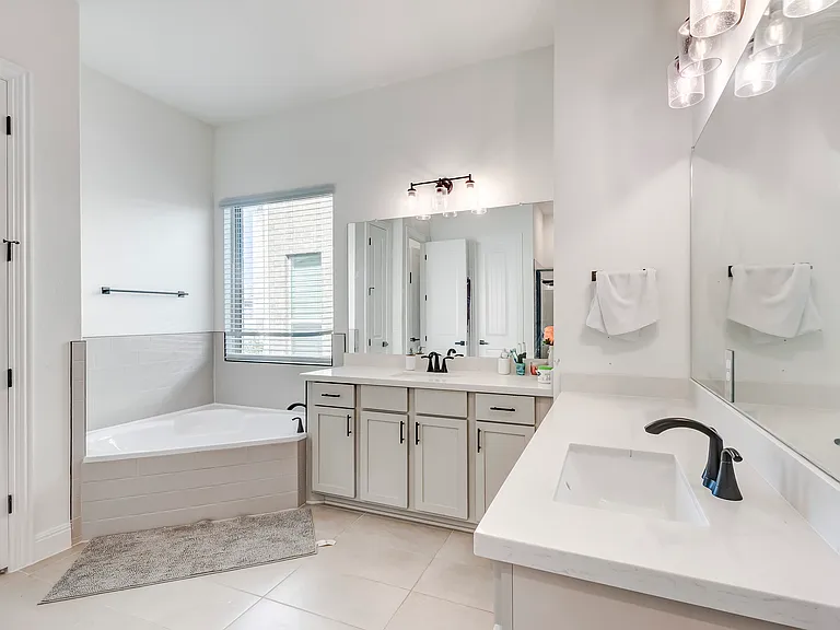2824 Stone Branch Dr — Photo 26