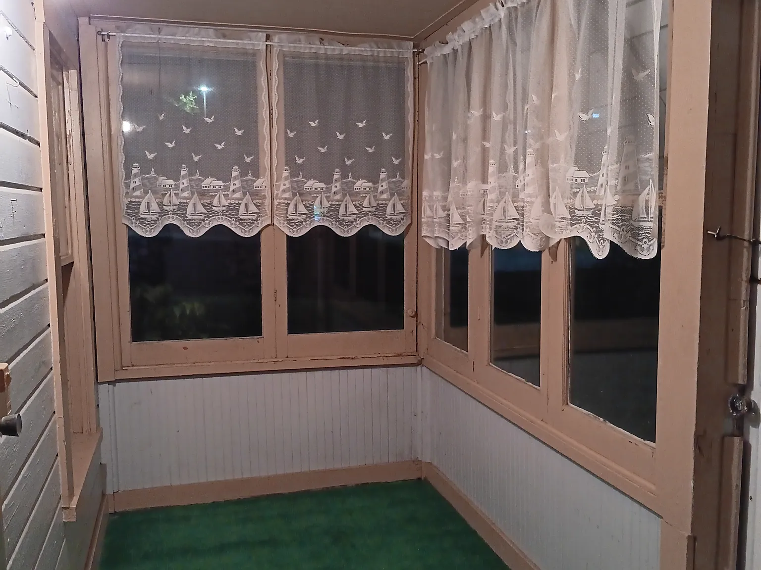3 bed, 700 sqft, $800 — Photo 2