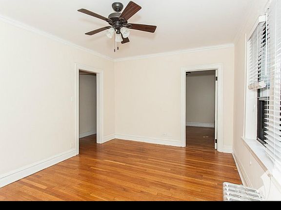 4th image of 4725 N Leavitt St #4715-2