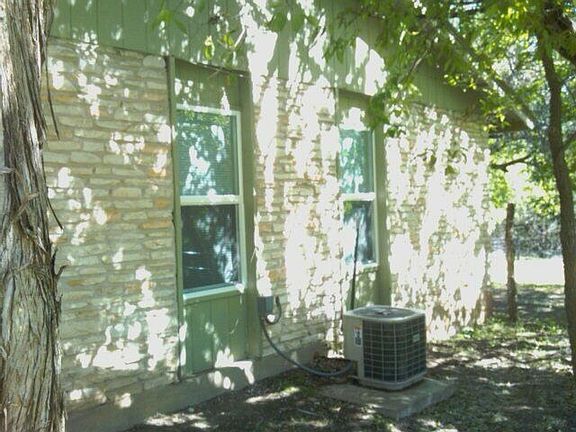 4th image of 102 Cedar Holw