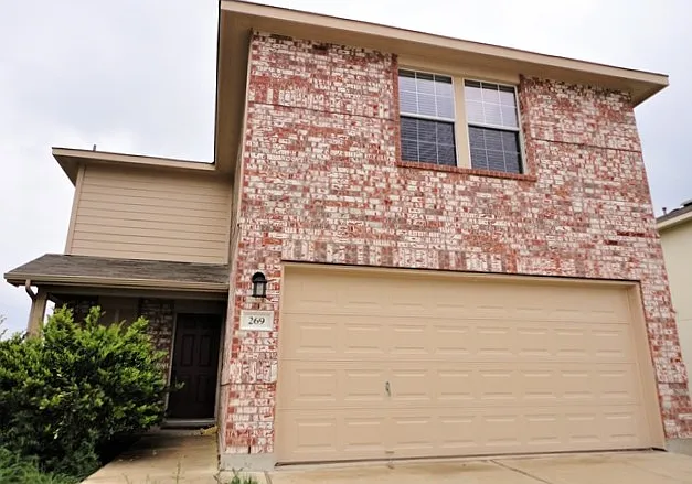 3 bed, 2.5 bath, 1700 sqft, $1,995 — Photo 1