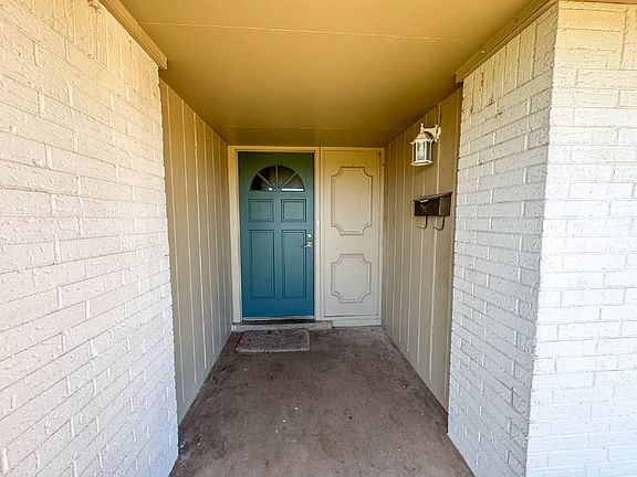 2nd image of 5433 12th St