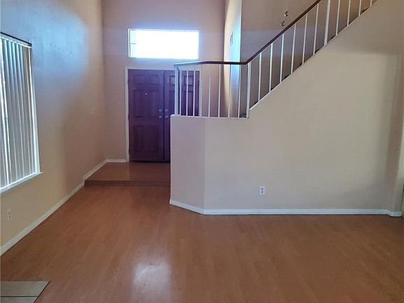 3rd image of 6424 Birchcrest Ct