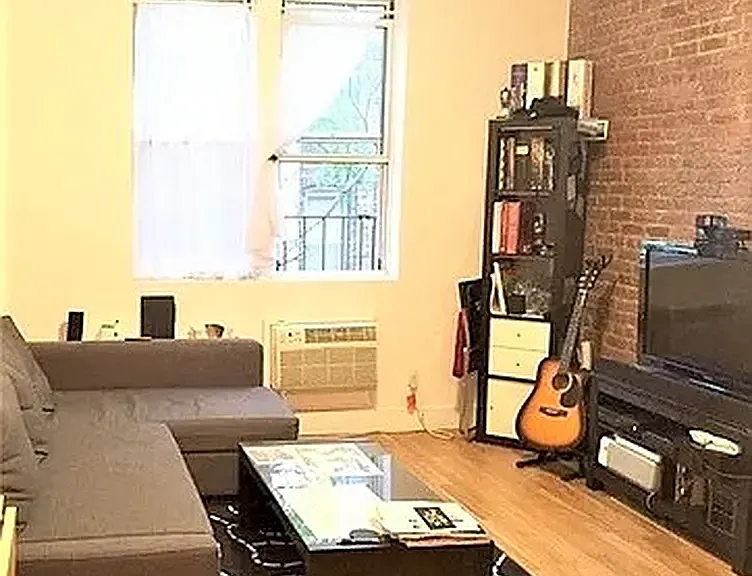 305 E 83rd St #5B — Photo 2