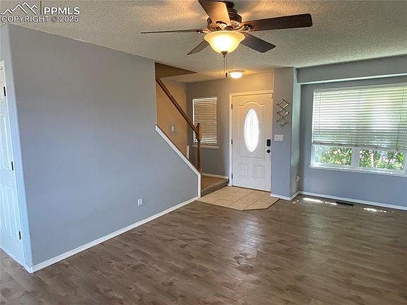 3rd image of 1502 Woodpark Dr