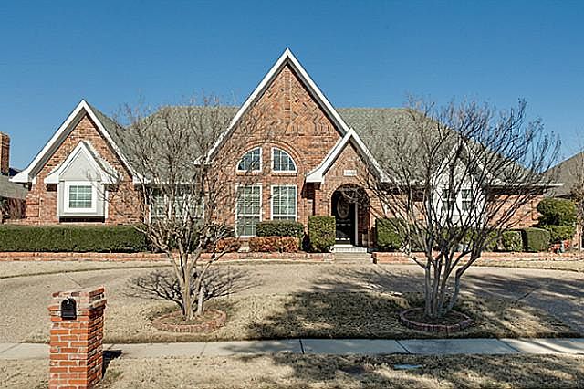 1st image of 2209 Burgundy Dr