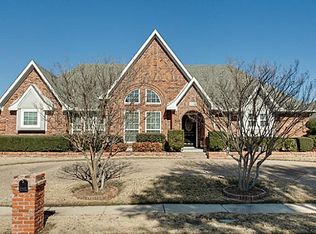 2209 Burgundy Dr, Carrollton, TX 75006