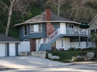9430 Wentworth St, Sunland, CA 91040