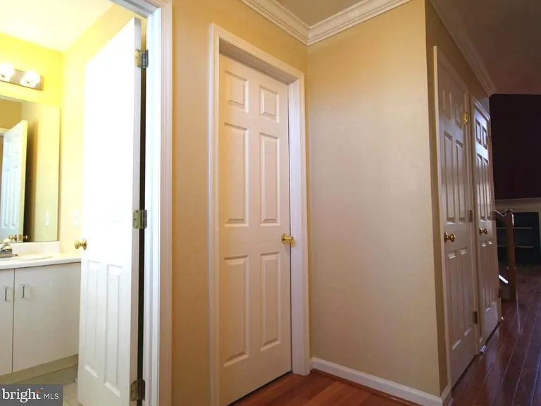 508 Ascot Ct — Photo 8