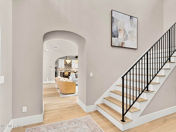 3rd image of 202 WILDERNESS RIDGE Drive