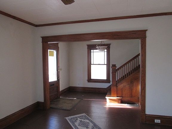5th image of 727 Park Ave
