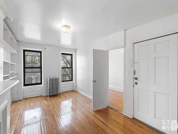 4th image of 450 Jefferson Ave APT 2A