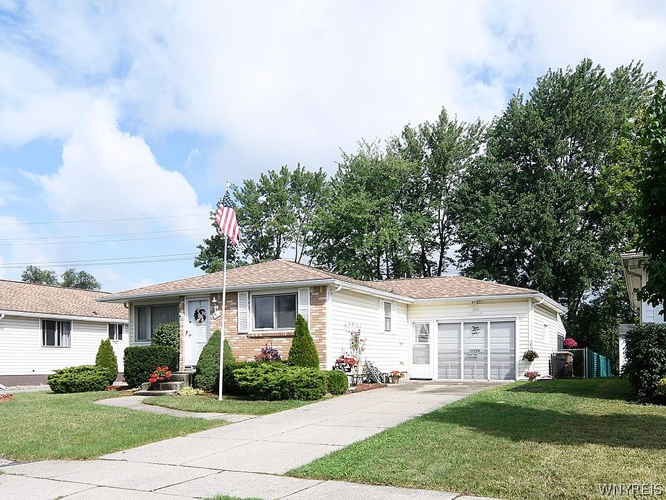 58 Crandon Blvd, Cheektowaga, NY 14225 Zillow