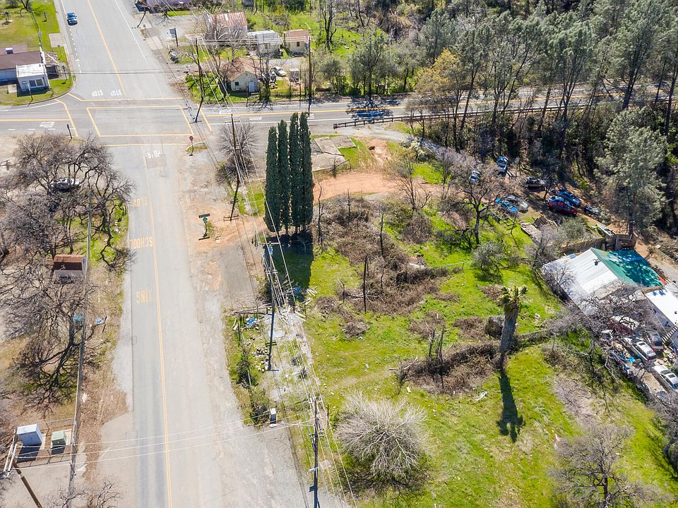 1st image of 13882 Lake Blvd