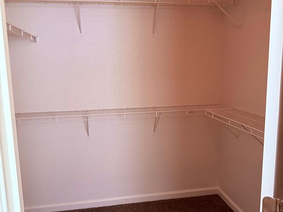 3rd image of 9728 Sand Hollow Way