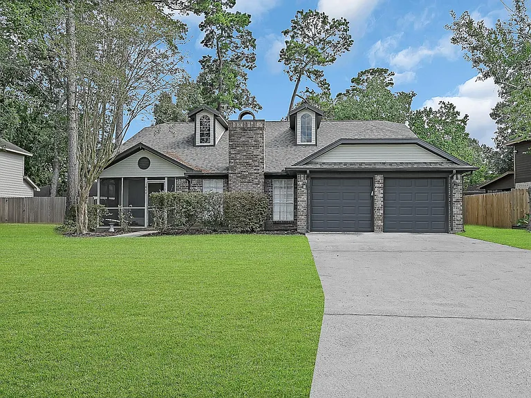 915 S Diamondhead Blvd — Photo 1
