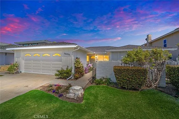 16372 Redlands Ln — Photo 1