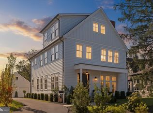 14 Pelham Rd, Philadelphia, PA 19119