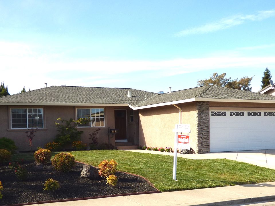 1st image of 6835 Siesta Ct