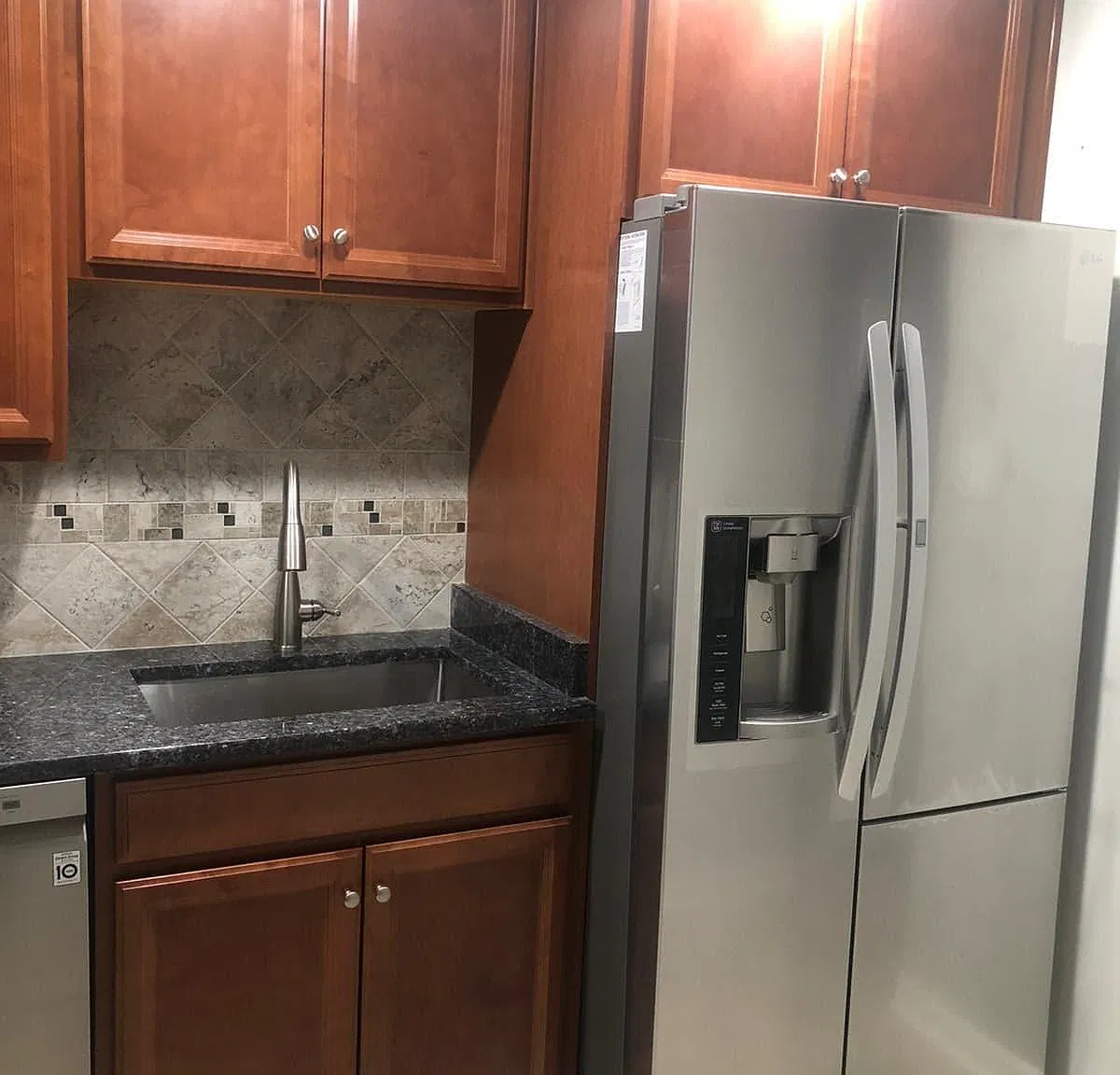 3 bed, 1650 sqft, $2,300 — Photo 4