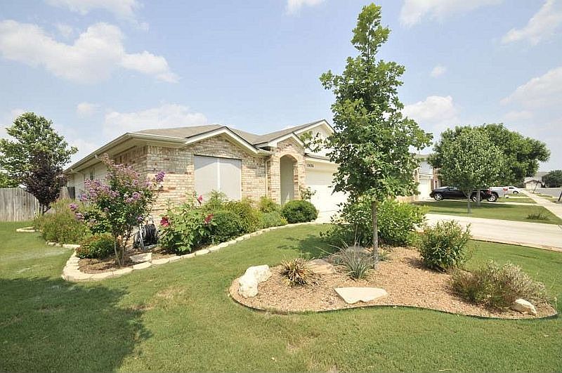1st image of 15826 Brisbane Dr
